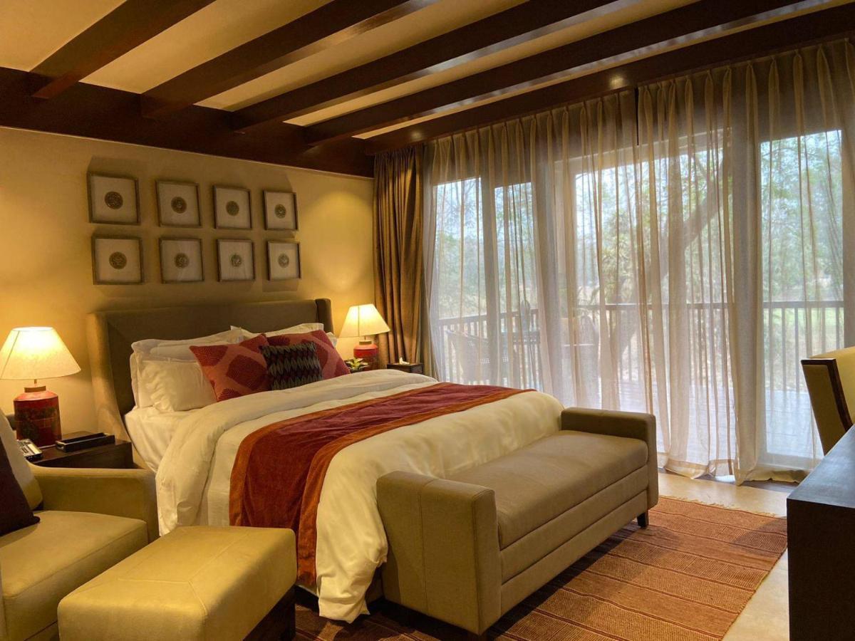 Miraaya Wellness And Golf Resort Chitwan Exterior foto