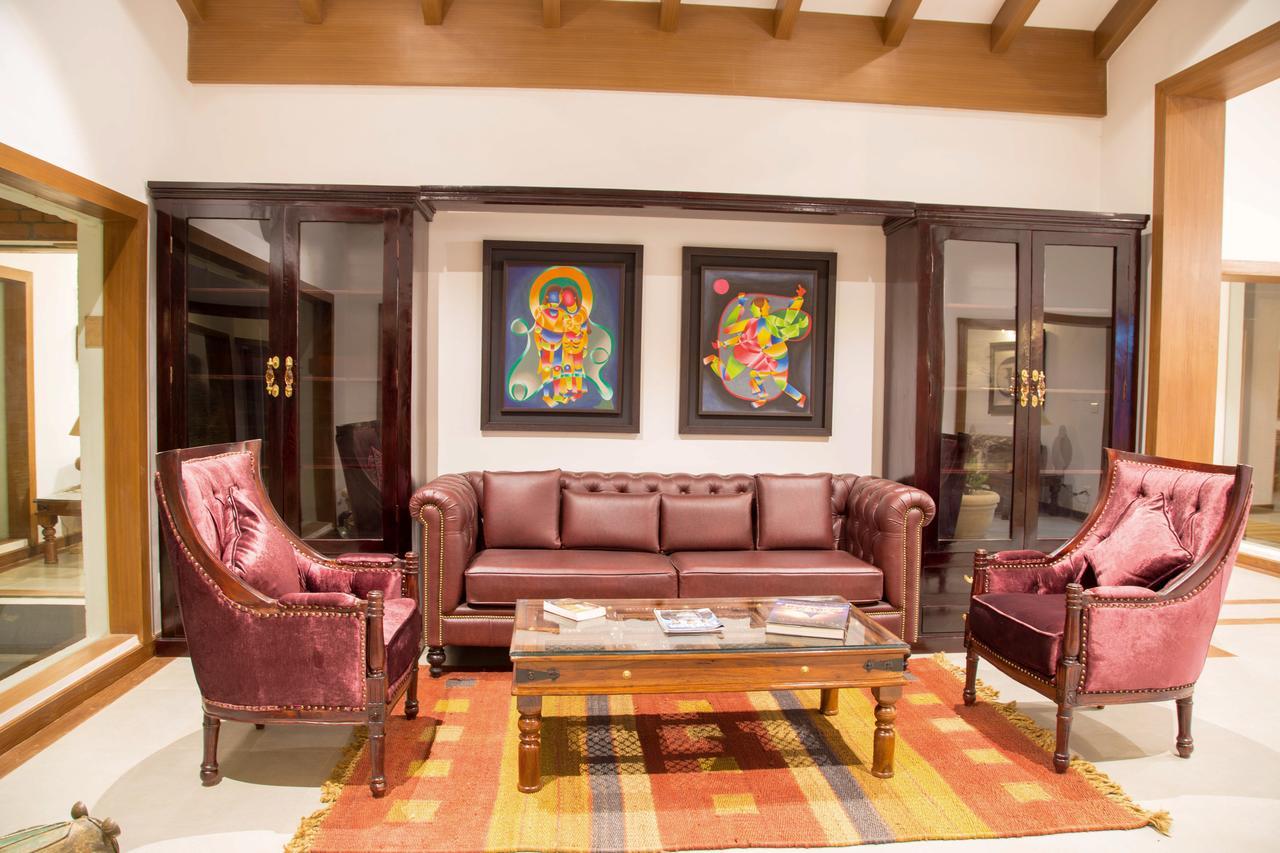 Miraaya Wellness And Golf Resort Chitwan Exterior foto